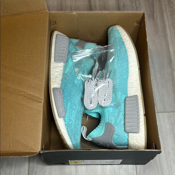 adidas gazelle silver green womens Adidas x Pharrell Williams Men's HU NMD Clear Aqua / Light Aqua / Black Low  Top Sneakers